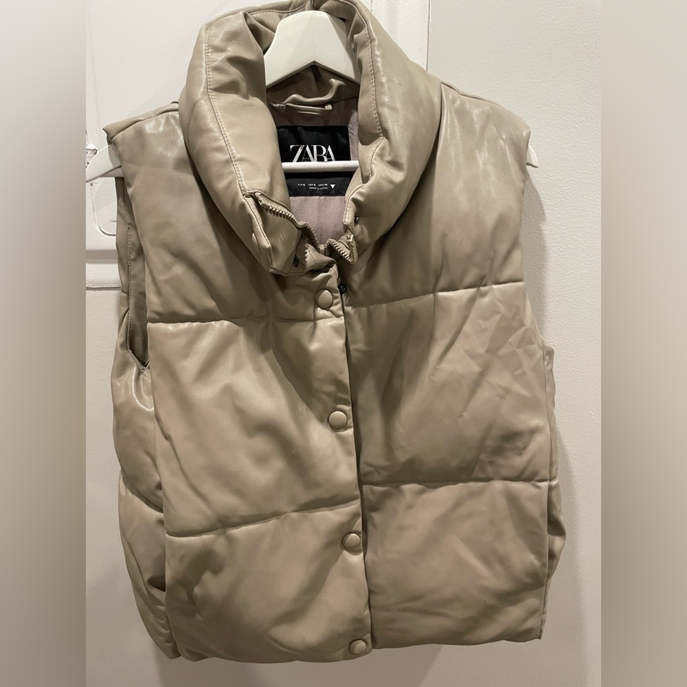 Puffer faux leather vest
